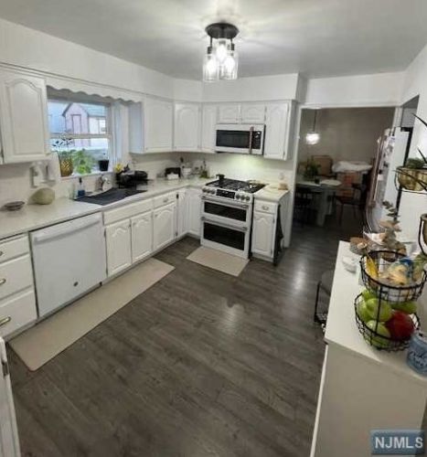 6708 Columbia Ave, North Bergen NJ  07047-3623 exterior
