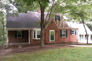 1011 Maplewood Ct, Martinsville, VA 24112-5215