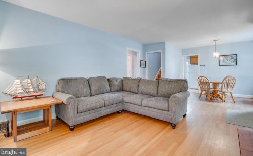 506 West St, Falls Church VA  22046-2846 exterior