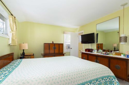 52 Timberline Dr, Poughkeepsie NY  12603-5546 exterior