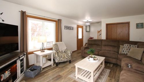 473 Pine Tree Dr, Fond Du Lac WI  54935-5474 exterior