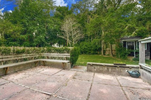 11 Ruby Ln, Huntington Station NY  11746-4518 exterior