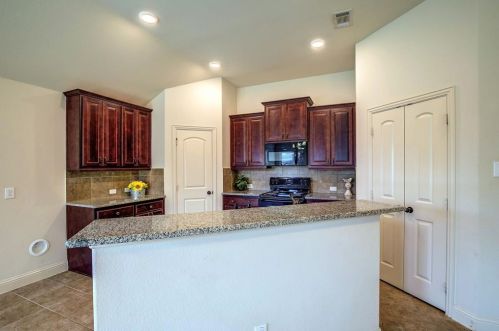 1505 Nathan Cir, Greenville TX  75402-7606 exterior