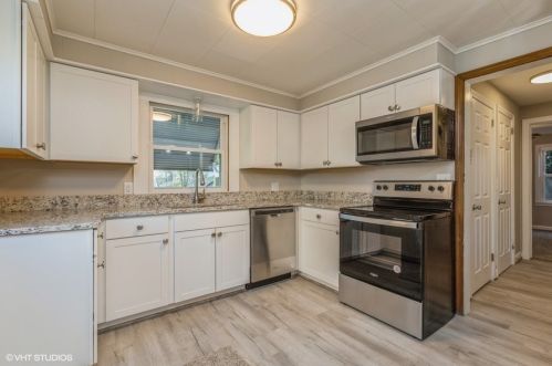 522 Wildwood Ave, New Castle PA  16105-2440 exterior