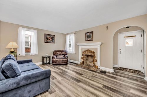 4545 Carnation Ave, Cincinnati, OH 45238-4932
