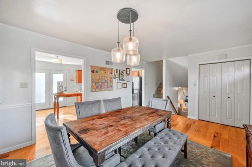 60 Aspen Dr, Mount Joy PA  17552-9512 exterior