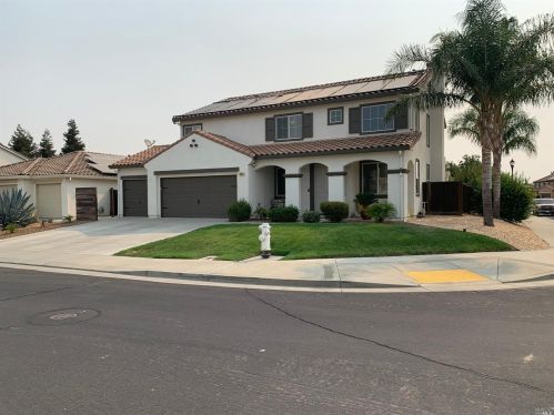 1645 Bello Dr, Liberty Farms, CA 95620-4822