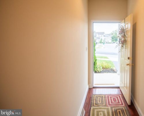 670 Stoverdale Rd, Hummelstown, PA 17036-8863