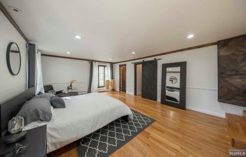 50 Jacquelin Ave, Ho Ho Kus NJ  exterior