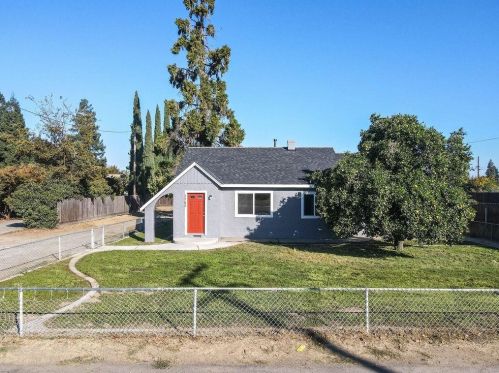 1745 Woodland Ave, Modesto CA  95358-1360 exterior