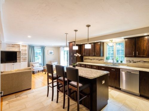 146 Tpke St, Easton MA 02375-1922 exterior