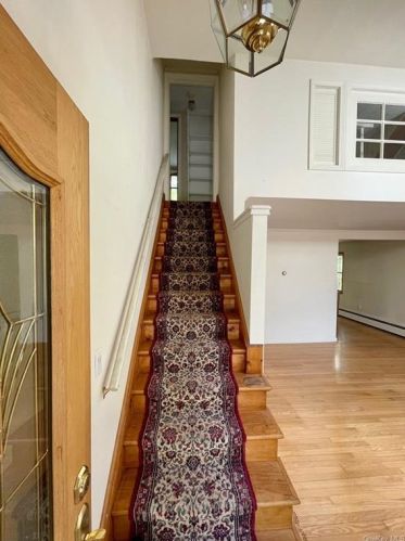 15 Jean Way, Somers Town NY  10589-2605 exterior