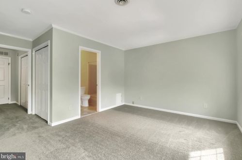 4753 Weatherhill Dr, Wilmington DE  19808-1939 exterior