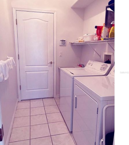 140 Burrell Cir, Kissimmee FL 34744-8437 exterior