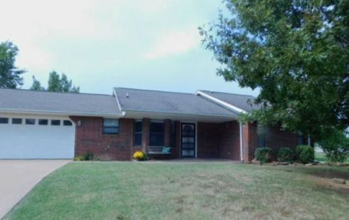1422 Hightower St, Stillwater, OK 74075-8533