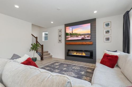 9450 Rifle St, Denver CO  80022-0643 exterior