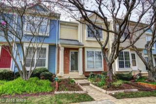 21677 Hazelnut Sq, Dulles, VA 20164-2395