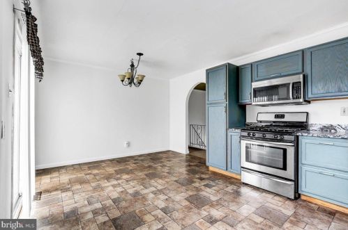 305 Shawnee Trl, Browns Mills NJ  08015-6119 exterior