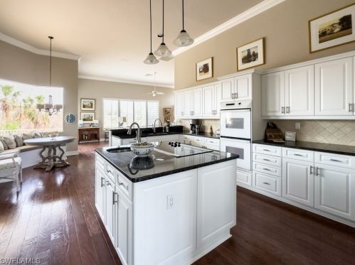 1724 Bunting Ln, Sanibel FL  33957-4226 exterior