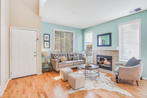 150 Positano Cir, Redwood City, CA 94065-2854