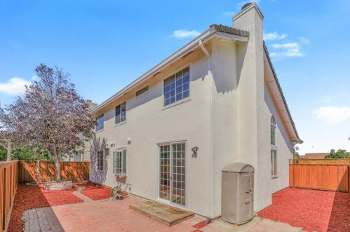 32225 Jean Dr, Union City CA  94587-5503 exterior