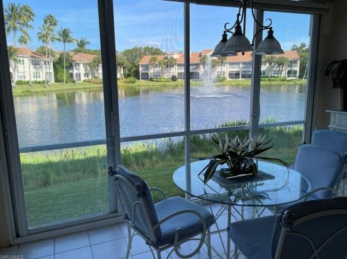 8405 Excalibur Cir, Naples, FL 34108-7725