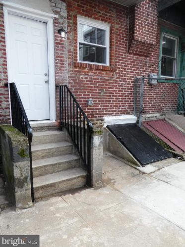 4246 Franklin St, Philadelphia PA  19140-2223 exterior