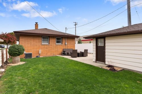 1339 93, Milwaukee WI 53214-4266 exterior