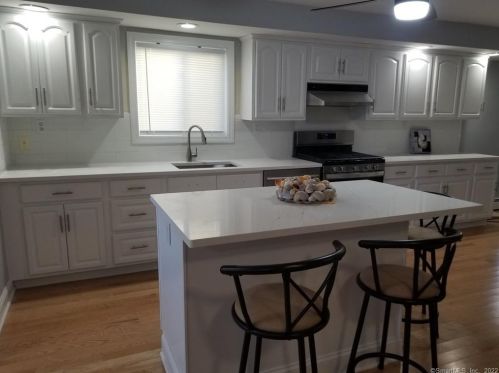 112 Naugatuck Ave, Milford CT  06460-6036 exterior