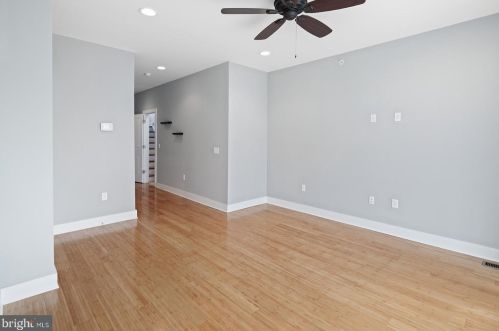 1419 4 St, Philadelphia PA  19147-0059 exterior
