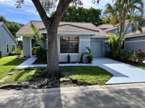 9814 Watermill Cir, Boynton Beach, FL 33437-2843