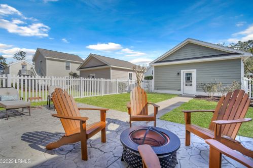 9 Chalmers St, Bluffton, SC 29910-7865