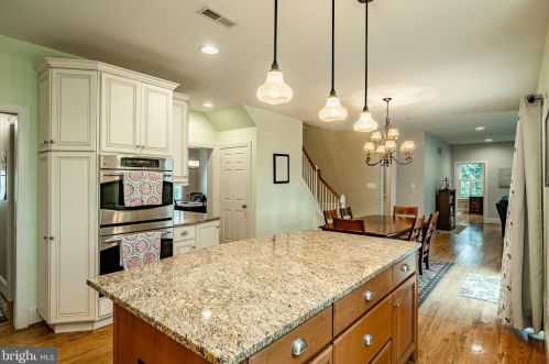 1005 Brick House Farm Ln, Newtown Square PA 19073-2780 exterior