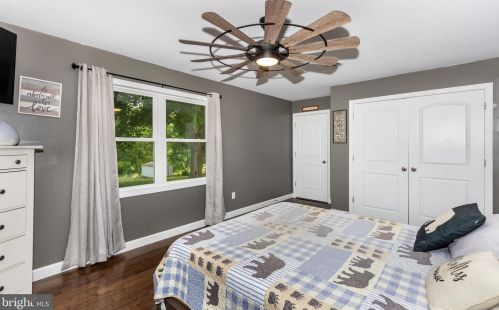 1030 Littlestown Rd, Littlestown PA 17340-9442 exterior