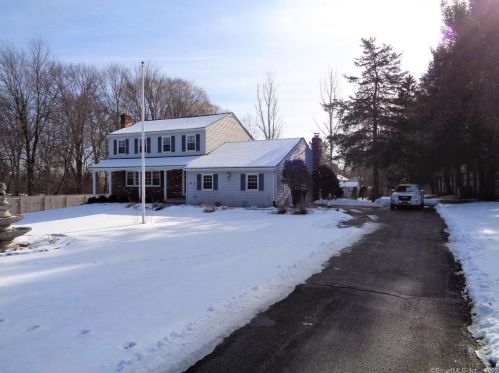 22 Standish Rd, Northville, CT 06776-3914