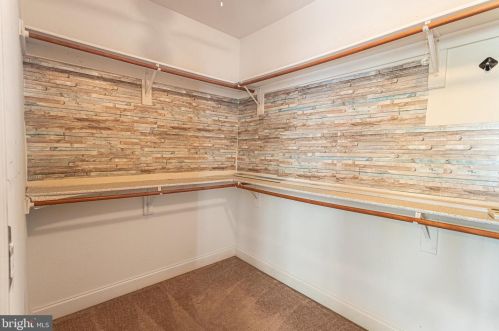 13101 Taverner Loop, Woodbridge VA  22192-5333 exterior