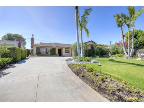 207 Harrington Dr, Fullerton, CA 92831-4017