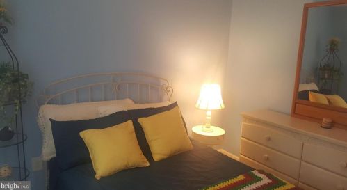 227 Pennford Pl, Boothwyn PA  19060-4407 exterior