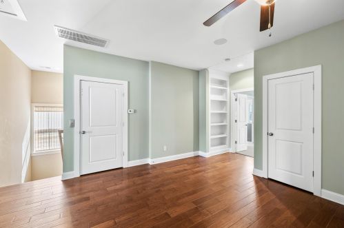 3093 Monhegan Way, Mount Pleasant SC  29466-6035 exterior