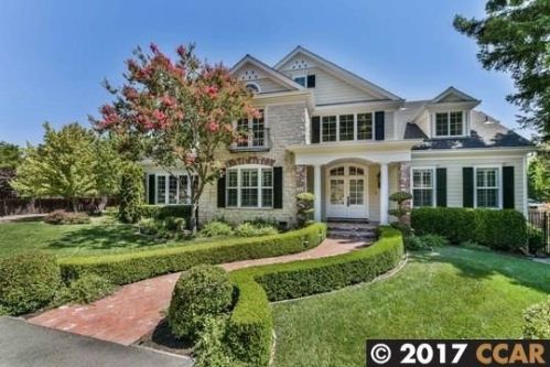 2480 Lunada Ln, Alamo, CA 94507-2611