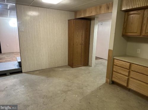 7 Hollywood Dr, Harrisburg PA  17109-5563 exterior