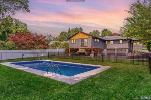 415 Upper Mountain Ave, Montclair NJ  07043-1413 exterior