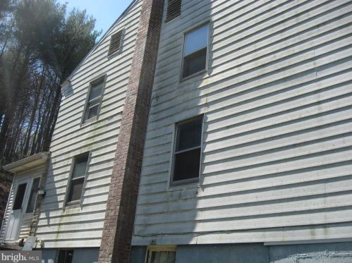 112 Chestnut St, West Cressona, PA 17929-1308