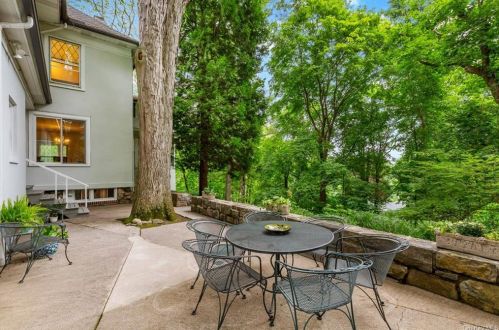 365 Elm Rd, Briarcliff NY  10510-2207 exterior