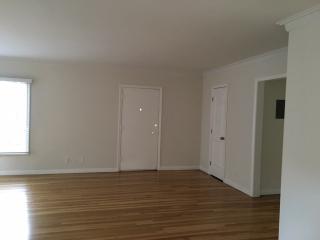 1408 Beverly Glen Blvd, Los Angeles CA  90024-6127 exterior
