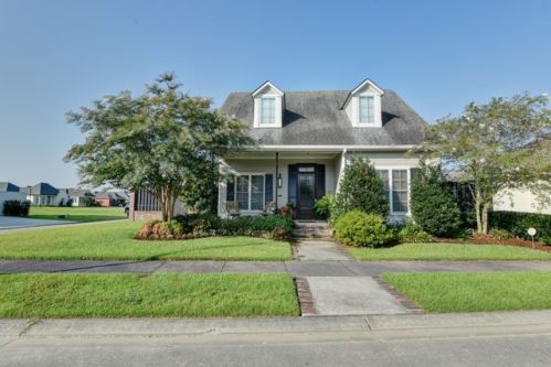 124 Rue Pelletier, Thibodaux, LA 70301-3892