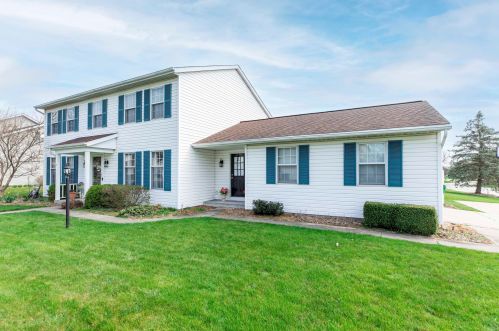 12380 Cavalry Ct, Granger, IN 46530-7123