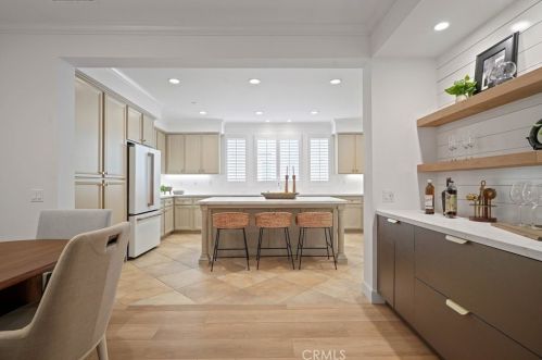 8 Nautical Mile Dr, Newport Beach CA  92663-2784 exterior