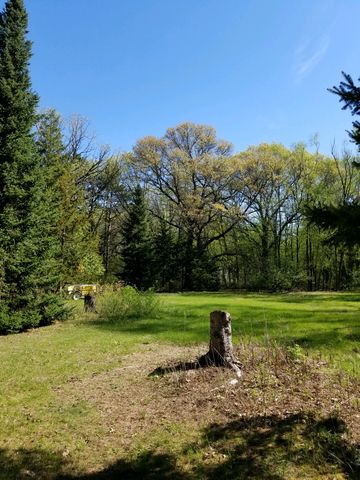 3925 Lovell Rd, Lino Lakes, MN 55014-3417