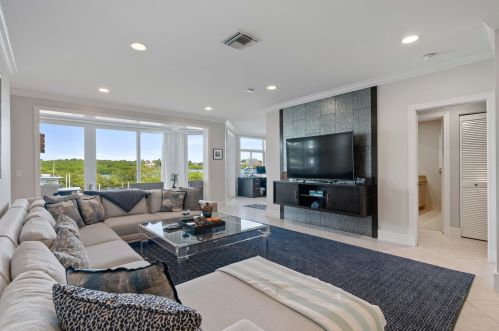 266 Eagle Dr, Jupiter, FL 33477-4062